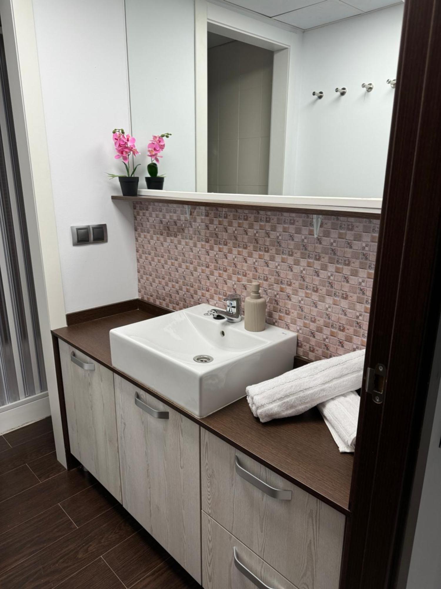 Apartamento Cotur 121 Parking Gratuito قرطبة المظهر الخارجي الصورة